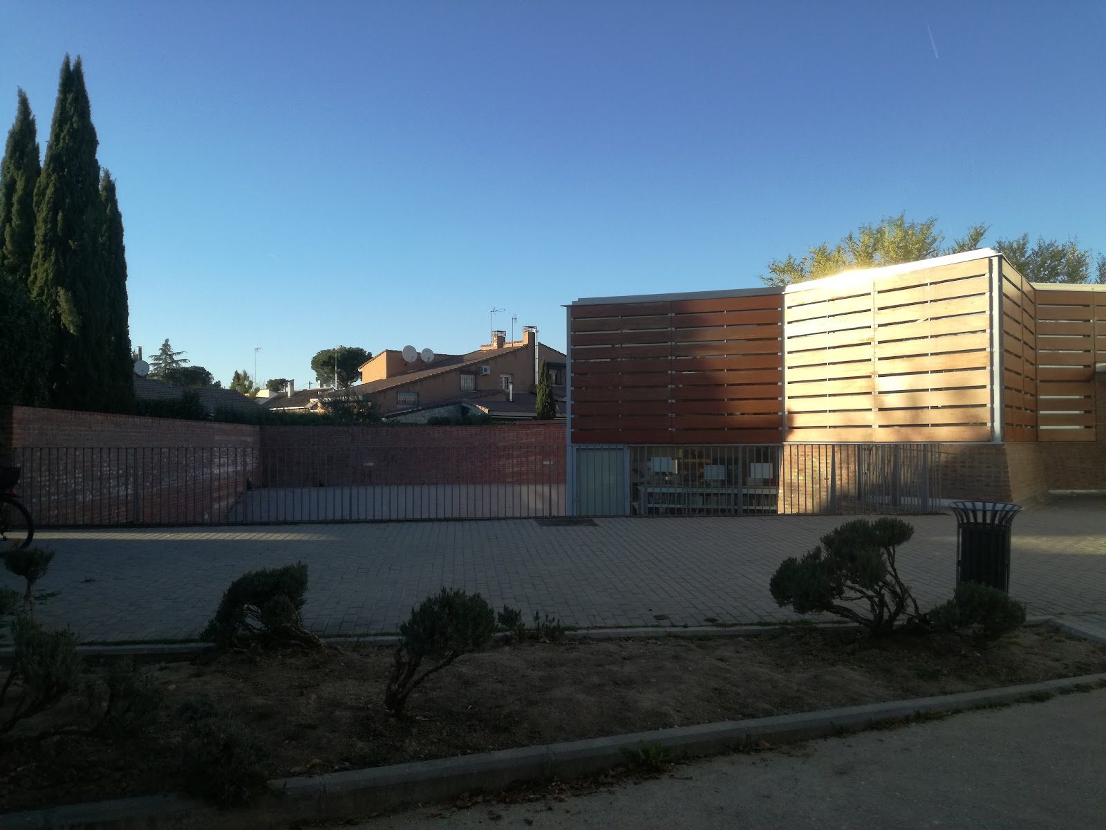 Biblioteca F. Lázaro Carreter (Villanueva de la Cañada)