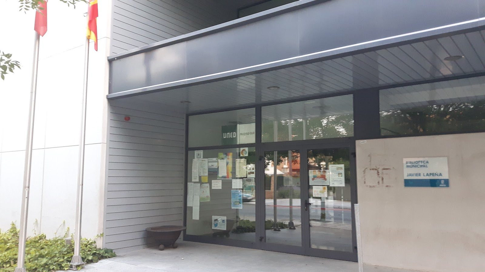 Biblioteca Javier Lapeña (Pinto)