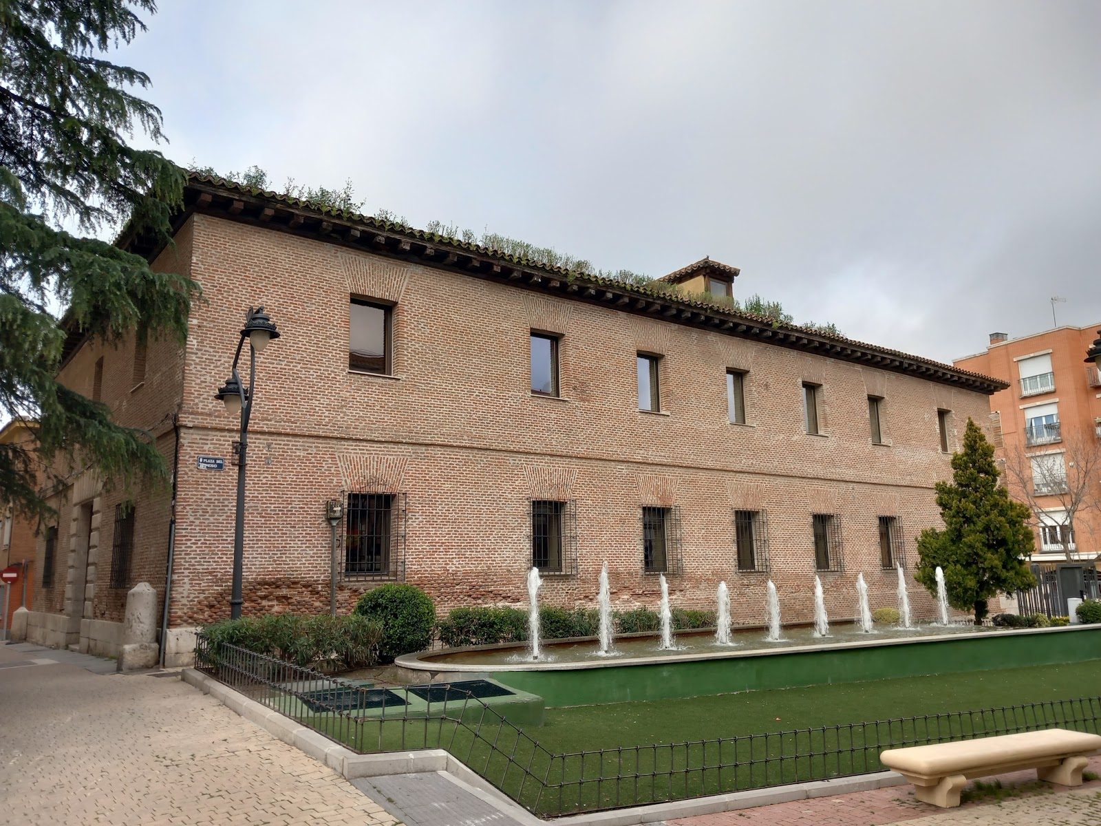 Biblioteca Municipal Ricardo de la Vega