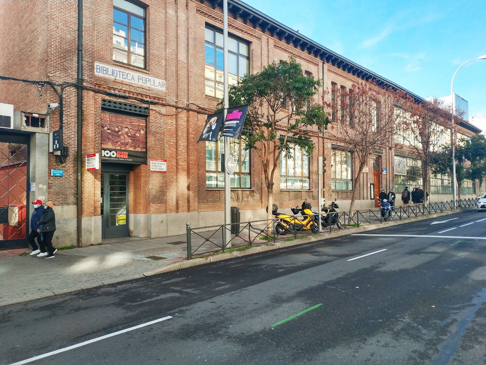 Biblioteca Pública Ruiz Egea