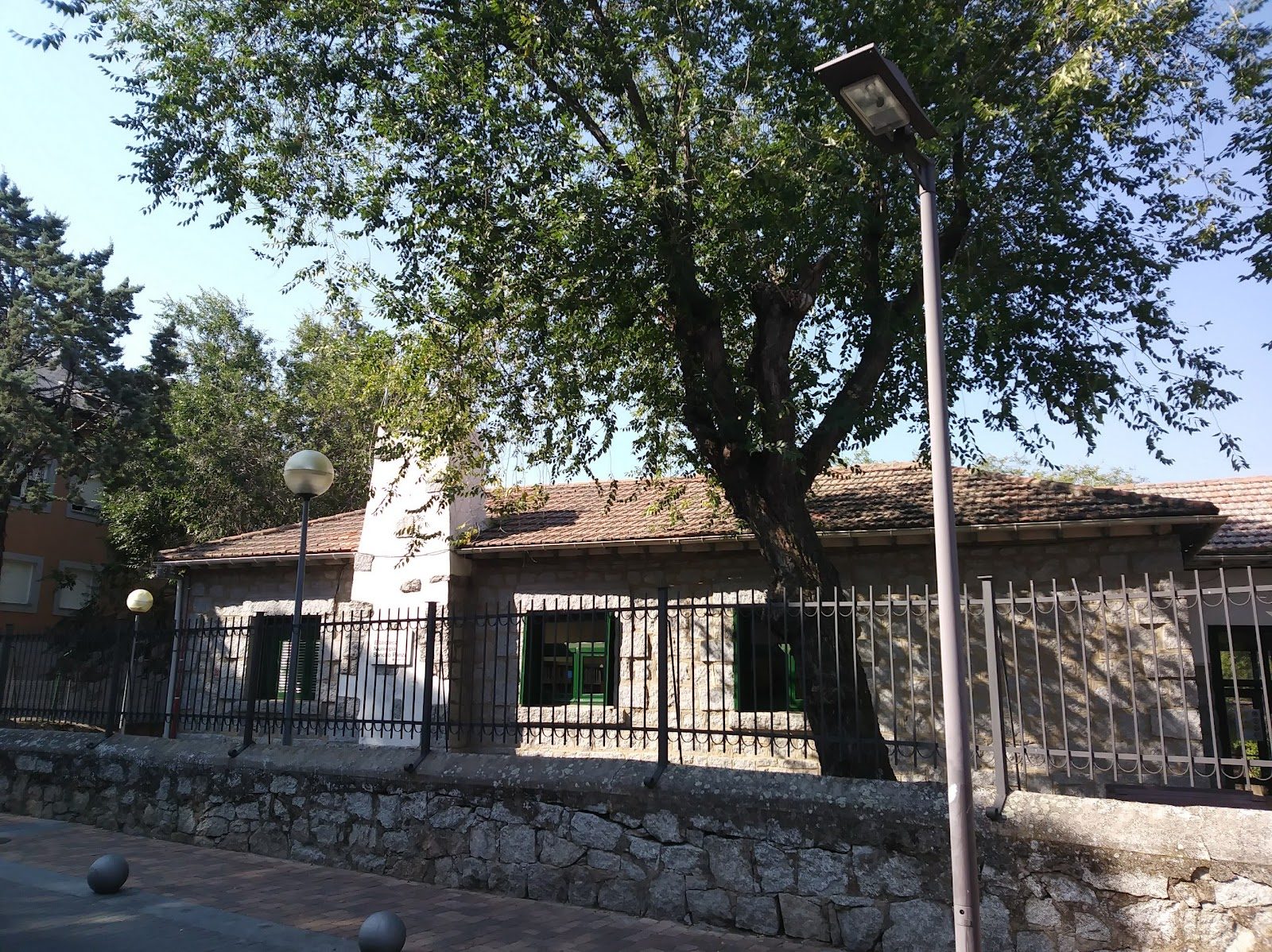 Biblioteca Sancho Panza (Collado Villalba)
