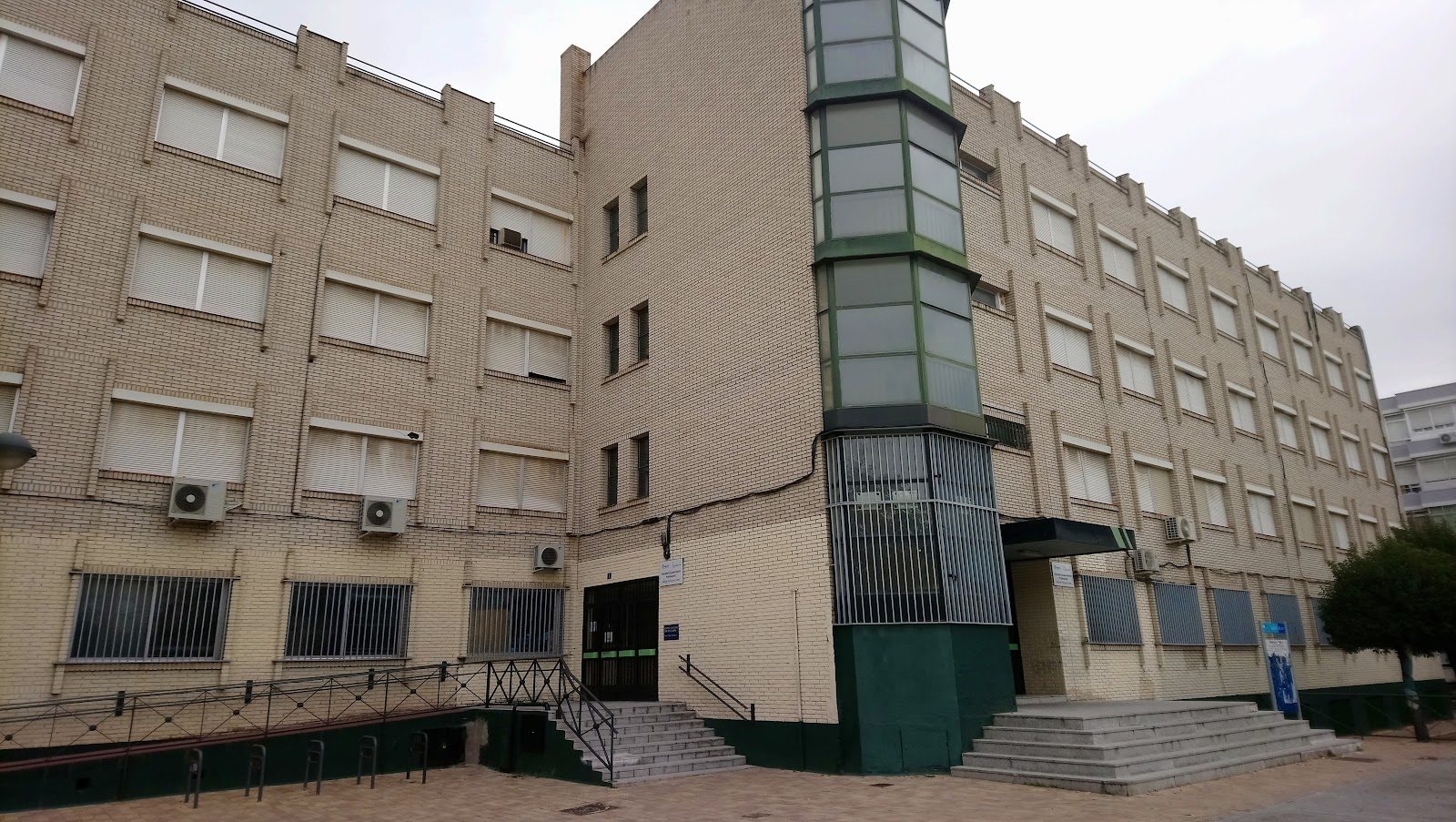 Biblioteca Municipal Santiago Amón (Leganés)